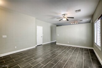 3719 Caribbean Blue Ave in North Las Vegas, NV - Foto de edificio - Building Photo