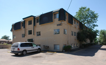 Sonoma Heights Apartments in Colorado Springs, CO - Building Photo - Building Photo