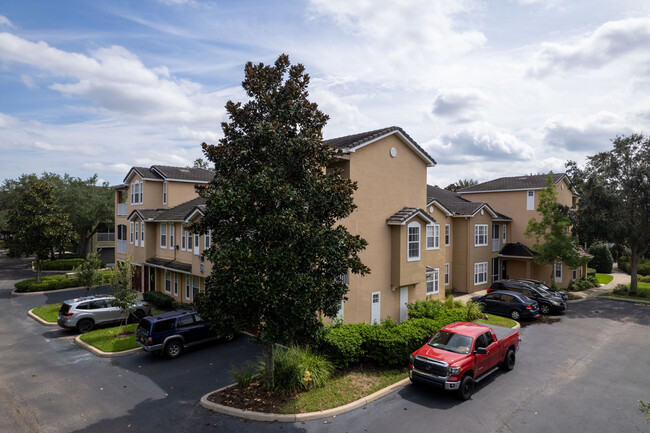 Gardens of Bridgehampton in Jacksonville, FL - Building Photo - Building Photo