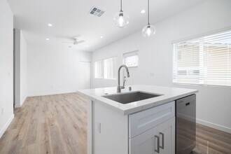 2826 1/2-2826 Prospect St in National City, CA - Building Photo - Building Photo