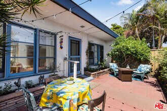 1621 Centinela Ave in Santa Monica, CA - Building Photo - Building Photo