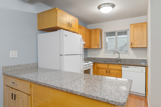 Autumn Oaks Apartments in Tigard, OR - Foto de edificio - Interior Photo