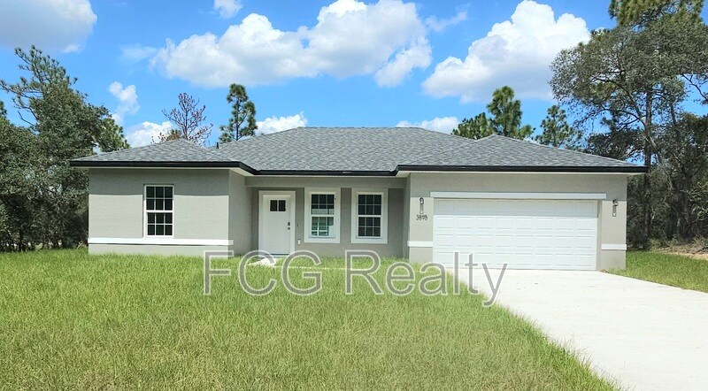 3895 W Keene Ln in Citrus Springs, FL - Building Photo