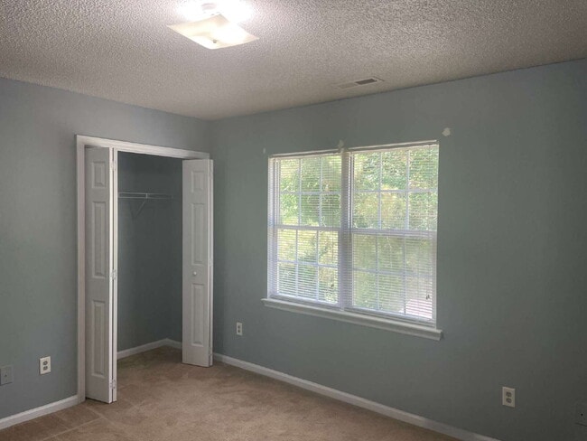 201 Mesa Ln in Jacksonville, NC - Building Photo - Building Photo