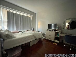 447 Park Dr in Boston, MA - Building Photo - Building Photo