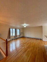 49 Deer Ridge Rd in Stonington, CT - Building Photo - Building Photo