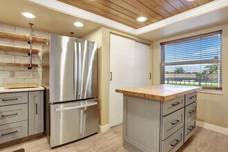 7800 NW 18th St in Margate, FL - Building Photo - Building Photo