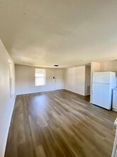 415 Jasmine Ln in San Marcos, TX - Foto de edificio - Building Photo