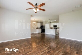 3250 Bayou Bay Dr in Lakeland, FL - Building Photo - Building Photo