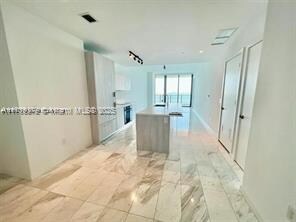 480 NE 31st St, Unit # 902 in Miami, FL - Building Photo - Building Photo