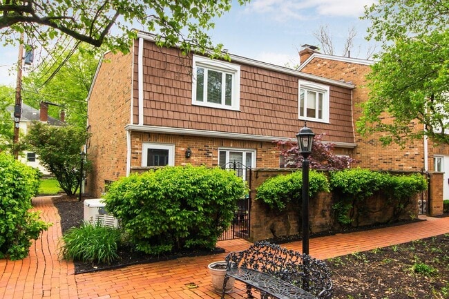 property at 108 E Dublin Granville Rd