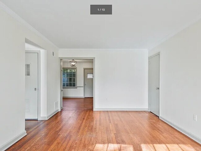 property at 236 E 60th St