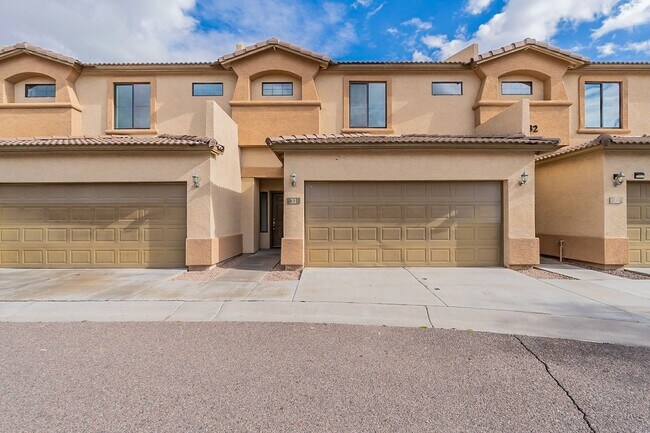 17223 N Cave Creek Rd in Phoenix, AZ - Building Photo - Building Photo