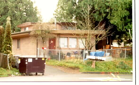 11607 19th Ave SE in Everett, WA - Foto de edificio