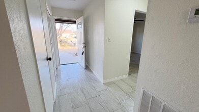 1239 Glen Haven Dr in Eagle Pass, TX - Building Photo - Building Photo