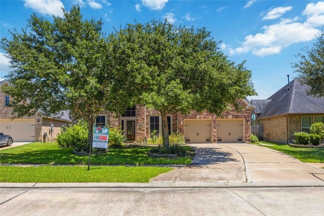 property at 2014 Palmetto Glen Ln