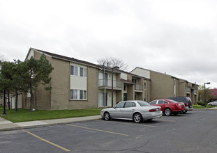 Marketplace Court Apartments in Detroit, MI - Building Photo - Building Photo