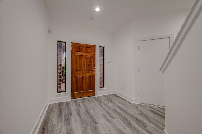 property at 9830 Cynthia Ann Ct