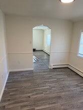 4 S 4th St in Pleasantville, NJ - Building Photo - Building Photo