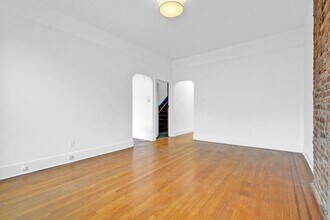 214 8th Ave-Unit -Unit 2 in Brooklyn, NY - Building Photo - Building Photo