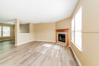 5681 N Jefferson Dr in McCordsville, IN - Building Photo - Building Photo