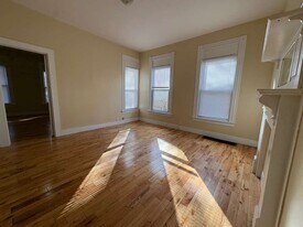 440 Orchard St, Unit 1 in New Haven, CT - Building Photo