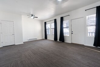 1918 W Washington St in Indianapolis, IN - Building Photo - Building Photo