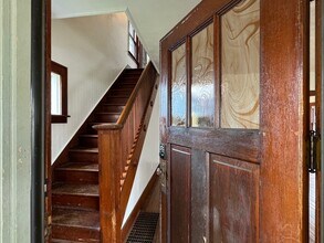 2207 Wilkes Ave in Davenport, IA - Foto de edificio - Building Photo