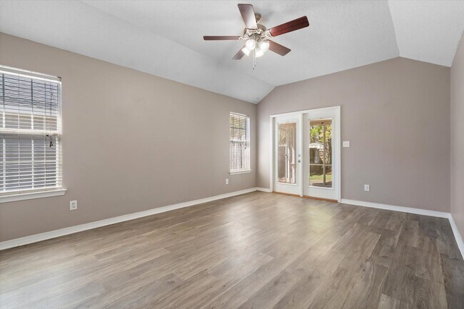 2122 Spring Grove S in Mobile, AL - Building Photo - Building Photo