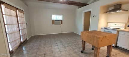 16685 Shrine Dr in Yarnell, AZ - Building Photo - Building Photo