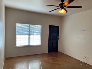 504 Karey Dr in Temple, TX - Foto de edificio - Building Photo