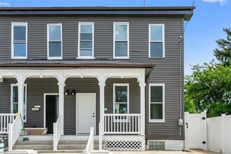 151 Meadow St in Pittsburgh, PA - Building Photo - Building Photo