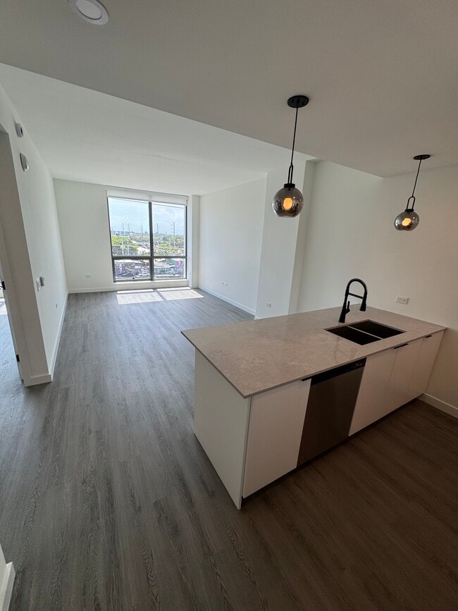 2010 NW 1st Ct, Unit A2 in Miami, FL - Building Photo - Building Photo