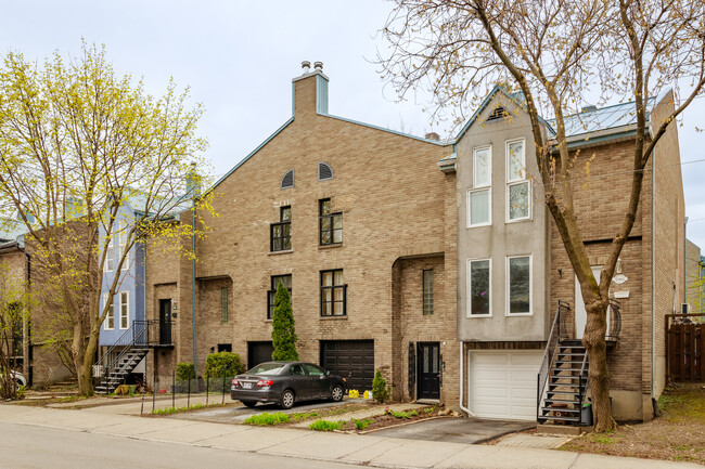 1320 D'argenson St in Montréal, QC - Building Photo - Building Photo