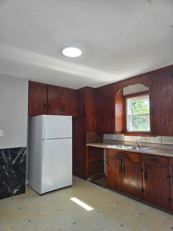 property at 22 Best St