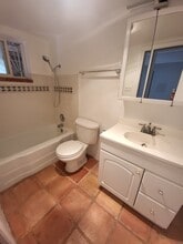 1510 Fruit Ave NW in Albuquerque, NM - Building Photo - Building Photo
