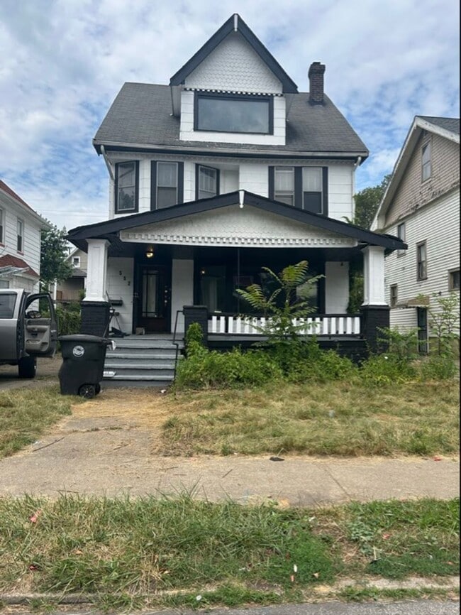 property at 552 E 120th St