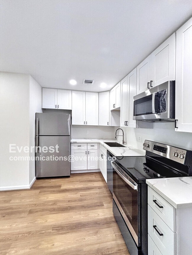 9913 Porto Rico Rd in Houston, TX - Building Photo - Building Photo