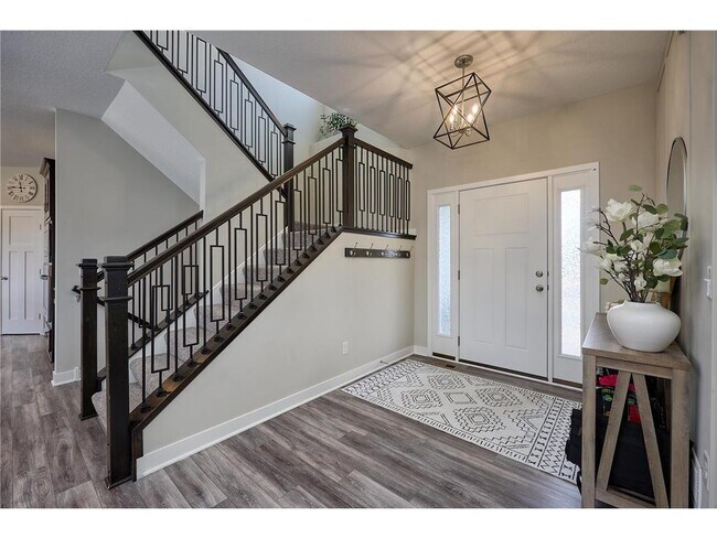 429 Mario Dr in Vadnais Heights, MN - Foto de edificio - Building Photo