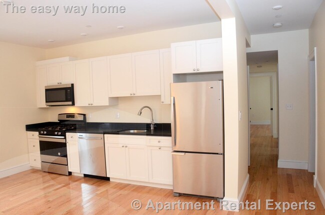 property at 28 Putnam St