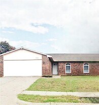 3924 Hunters Trail in Mesquite, TX - Building Photo