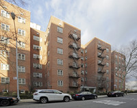 6610 149th St in Flushing, NY - Foto de edificio - Building Photo