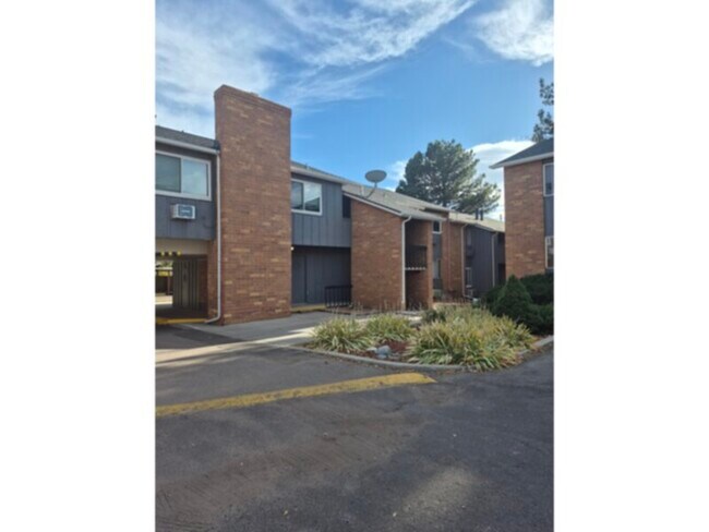 1625 N Murray Blvd in Colorado Springs, CO - Building Photo - Building Photo