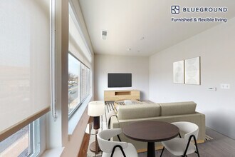 2425 Blueridge Ave in Silver Spring, MD - Foto de edificio - Building Photo