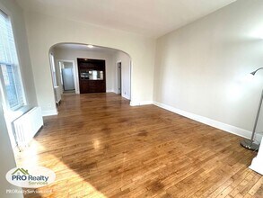 201 20th Ave NE in Minneapolis, MN - Building Photo - Building Photo