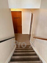 124 E Highland Ave in Carthage, MO - Building Photo - Building Photo