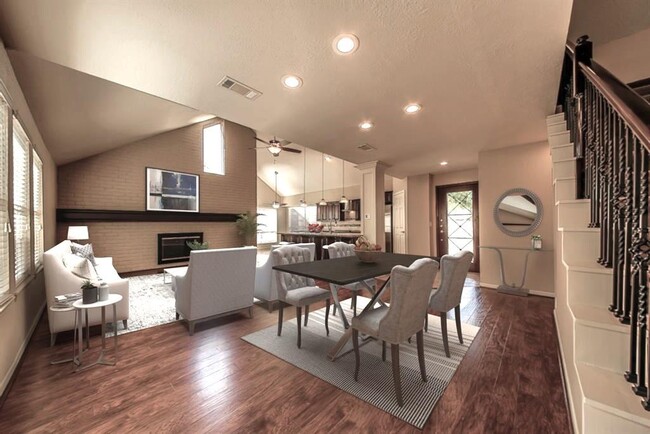2303 Cherry Bend Dr in Houston, TX - Foto de edificio - Building Photo
