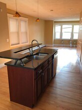 98 Knight St in Providence, RI - Building Photo - Building Photo