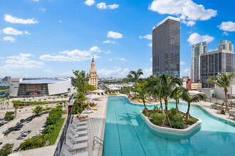 159 NE 6th St in Miami, FL - Building Photo - Building Photo