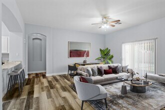 92 E Spur Ave in Gilbert, AZ - Building Photo - Building Photo